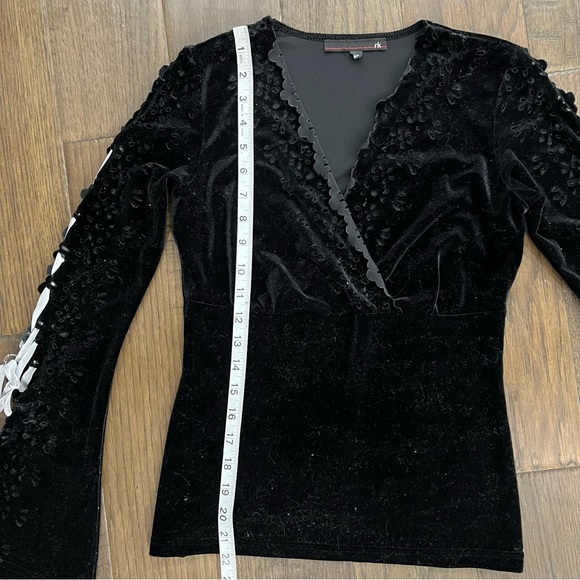 RK Long Sleeve with Tie Up Sleeves - Picture 11 of 14